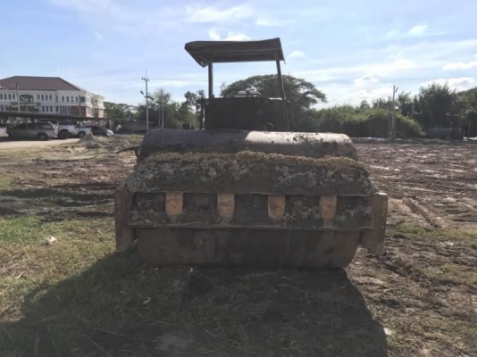 ขาย 475,000 บาท DYNAPAC CA251 รถบด 10 ตัน 2 เพลา เครื่องดี ปั้มสั่นสะเทือนแรง เอกสารเล่มทะเบียน  รถอยู่ จ.นครปฐม โทร 0610710295