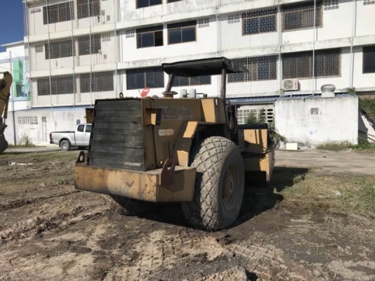 ขาย 475,000 บาท DYNAPAC CA251 รถบด 10 ตัน 2 เพลา เครื่องดี ปั้มสั่นสะเทือนแรง เอกสารเล่มทะเบียน  รถอยู่ จ.นครปฐม โทร 0610710295