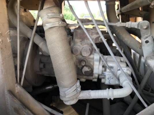 ขาย 475,000 บาท DYNAPAC CA251 รถบด 10 ตัน 2 เพลา เครื่องดี ปั้มสั่นสะเทือนแรง เอกสารเล่มทะเบียน  รถอยู่ จ.นครปฐม โทร 0610710295