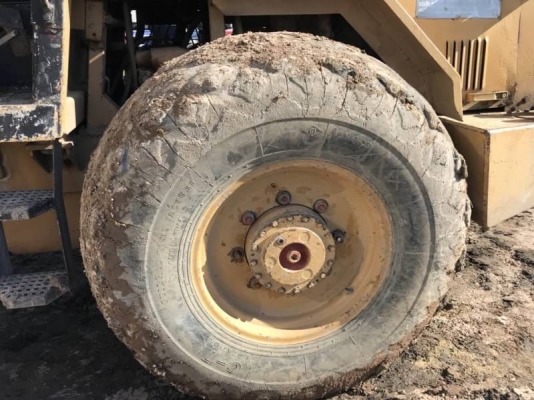 ขาย 475,000 บาท DYNAPAC CA251 รถบด 10 ตัน 2 เพลา เครื่องดี ปั้มสั่นสะเทือนแรง เอกสารเล่มทะเบียน  รถอยู่ จ.นครปฐม โทร 0610710295