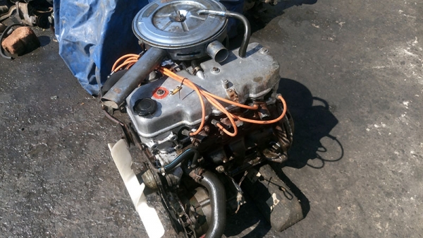 ขายเครื่องยนต์มาสด้าแฟมิเลีย 1400สวยๆ