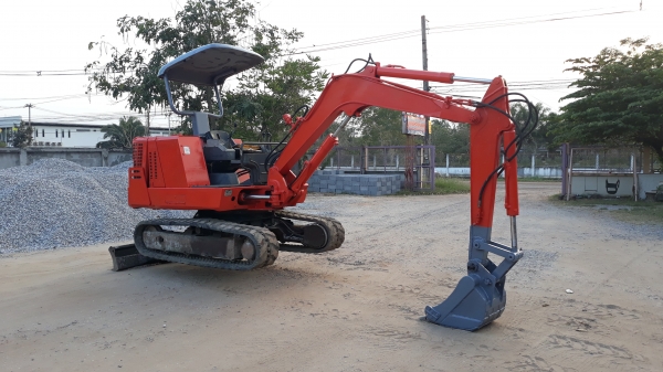 IHI IS35GX3 เก่านอก ปั้มนิ้ว คอนโทลน้ำมัน ลดอีกสุดๆครับ 150,000 บาท ราคาสุดท้ายครับ จองแล้วจากสุราษฎร์ธานี