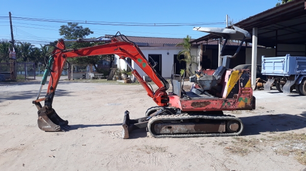 IHI IS35GX3 เก่านอก ปั้มนิ้ว คอนโทลน้ำมัน ลดอีกสุดๆครับ 150,000 บาท ราคาสุดท้ายครับ จองแล้วจากสุราษฎร์ธานี