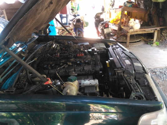 เครื่องพร้อมเกียร์volvo960 s90ราคา12000บาท เครื่องพร้อมเกียร์volvo960 s90ราคา12000บาท