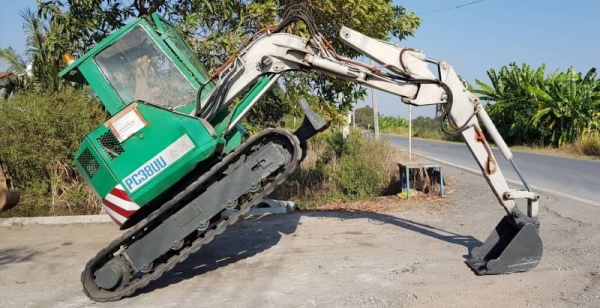 ขายด่วนรถแบคโฮKOMATSUโคมัสซูรุ่นยอดนิยมสวยๆPC38-6URเทียบเท่าPC40เครื่องโคมัสซู3D84เครื่องดีปั่มแรงรถนอกเพิ่งนำเข้ามาใหม่ยังไม่เคยใช้งานในเมืองไทยเลย ขายด่วนรถแบคโฮKOMATSUโคมัสซูรุ่นยอดนิยมสวยๆPC38-6URเทียบเท่าPC40เครื่องโคมัสซู3D84เครื่องดีปั่มแรงรถนอกเพิ่งนำเข้ามาใหม่ยังไม่เคยใช้งานในเมืองไทยเลย