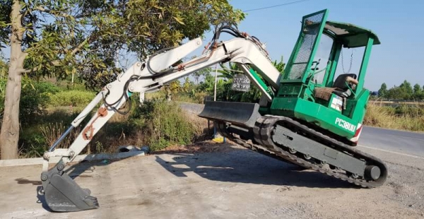 ขายด่วนรถแบคโฮKOMATSUโคมัสซูรุ่นยอดนิยมสวยๆPC38-6URเทียบเท่าPC40เครื่องโคมัสซู3D84เครื่องดีปั่มแรงรถนอกเพิ่งนำเข้ามาใหม่ยังไม่เคยใช้งานในเมืองไทยเลย ขายด่วนรถแบคโฮKOMATSUโคมัสซูรุ่นยอดนิยมสวยๆPC38-6URเทียบเท่าPC40เครื่องโคมัสซู3D84เครื่องดีปั่มแรงรถนอกเพิ่งนำเข้ามาใหม่ยังไม่เคยใช้งานในเมืองไทยเลย