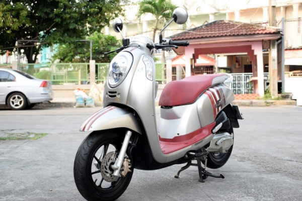 Scoopy s12 2558 วิ่ง4000โล รถบ้านมือเดียว สด-ผ่อน รูดบัตรได้