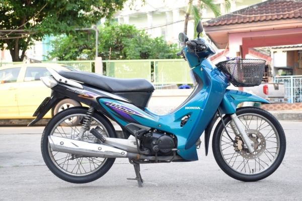 Wave125s ไมล์ดิจิตอล สตาดมือ สภาพสวยมาก รถบ้านแท้มือเดียว Wave125s ไมล์ดิจิตอล สตาดมือ สภาพสวยมาก รถบ้านแท้มือเดียว