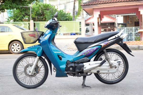 Wave125s ไมล์ดิจิตอล สตาดมือ สภาพสวยมาก รถบ้านแท้มือเดียว Wave125s ไมล์ดิจิตอล สตาดมือ สภาพสวยมาก รถบ้านแท้มือเดียว