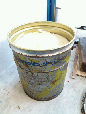 จารบีขาว