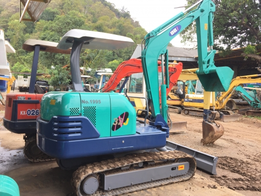 ขายรถขุด IHI 32J (3ตัน)ปั้มนิ้ว,คอนโทรนสั้น,จัดส่งฟรีทั่วไทย เก่านอกแท้ ไม่เคยผ่านการใช้งานในไทย