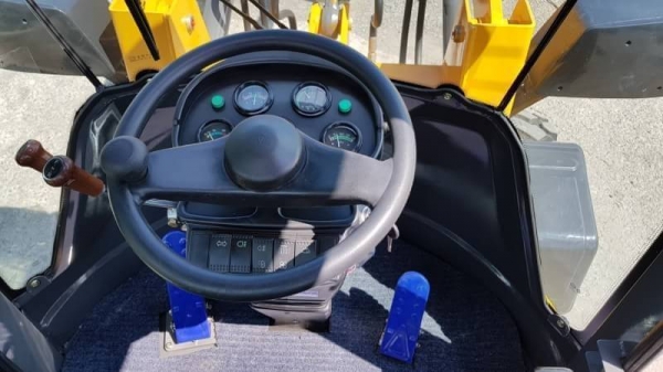 ขายด่วนรถตักSCHMELZER-922HLเอวอ่อนขับ4ล้อเกียรท็อกโลฮายรถนำเข้าขนาดใหญ่ตัก1.5คิวยกสูง4.5เมตรตักขึ้นรถ10ล้อได้รถใหม่แกะกล่อง100\%นำเข้ายังไม่ได้ใช้งานจากจีนการันตี ขายด่วนรถตักSCHMELZER-922HLเอวอ่อนขับ4ล้อเกียรท็อกโลฮายรถนำเข้าขนาดใหญ่ตัก1.5คิวยกสูง4.5เมตรตักขึ้นรถ10ล้อได้รถใหม่แกะกล่อง100\%นำเข้ายังไม่ได้ใช้งานจากจีนการันตี