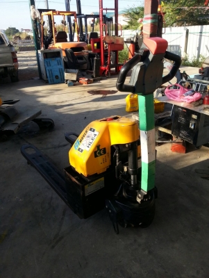 ขายรถยกไฟฟ้า 1500 กก ขายรถยกไฟฟ้า 1500 กก