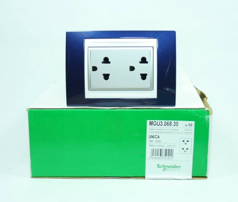 ขาย เต้ารับคู่ Schneider รุ่น Unica Top / สินค้าใหม่