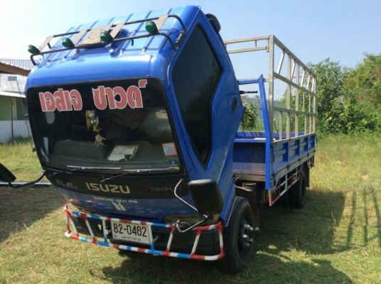 ขาย 6 ล้อ 130 NKR ปี 48 รถห้างเเท้ ยาว 4.3 เมตร เเอร์ พวงมาลัยเพาเวอร์