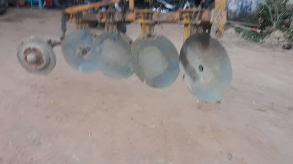 ขายผานบุกเบิก4 ใบ22  พร้อมใช้งานราคา19500สน 0933693639