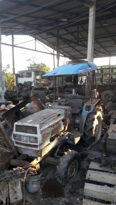 ขายด่วน รถไถ มิตสู 3สุบ เครืองพัง ขายเป็นอะไหล่ 2เพา ไม่มีอุปกรณ์  ขายตามรุป 25000