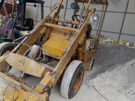 ขายรถตักเล็กTCM