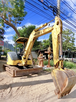 KOMATSU 50MR-2 ขนาดPC-50 <มีVDOให้ชม> รถเก่านอกแท้ มีเอกสารใบอินวอย☎️ติดต่อ 085-5632278 (ราคาต่อรองได้)