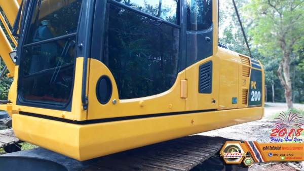 ขายดาวน์ รถแบ็คโฮ KOMATSU PC200-8MO ใช้งานเพียง 2 พันชั่วโมง สภาพนางฟ้า