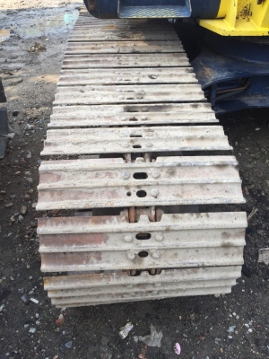 มาใหม่จ้า .KOBELCO SK60-1 มาร์คทรี  เก่านอกแท้  เดิมๆๆ  สภาพสวย  ไฟฟ้าครบ เอวแน่น..เครื่องปั๊มดี  โทร 089-3818694  ดวงนภา