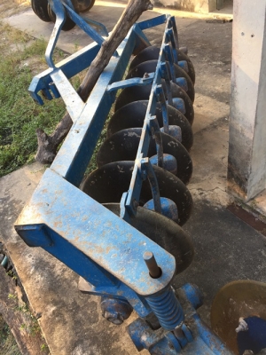 ผาน 7 จานสวยๆ KHL ไคเฮงหลีแท้ๆใส่รถไถฟอร์ด ผาน 7 จานสวยๆ KHL ไคเฮงหลีแท้ๆใส่รถไถฟอร์ด