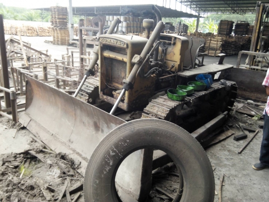 ขายอะไหล่รถแทรคเตอร์ KOMATSU D30A-15 ขายอะไหล่รถแทรคเตอร์ KOMATSU D30A-15
