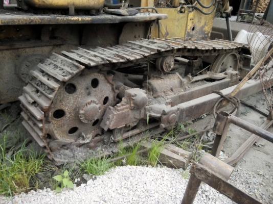 ขายอะไหล่รถแทรคเตอร์ KOMATSU D30A-15