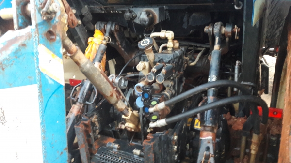 ขายรถไถฟอด  t.s  90