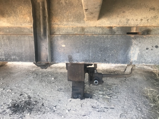 ขายกระบะดั้มสามมิตร พร้อมกระบอก พร้อมปั๊ม(ยกเว้นเกียร์ฝาก) สนใจสอบถามได้ค่ะ 089-7020483,0839628875