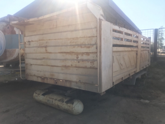 ขายกระบะดั้มสามมิตร พร้อมกระบอก พร้อมปั๊ม(ยกเว้นเกียร์ฝาก) สนใจสอบถามได้ค่ะ 089-7020483,0839628875