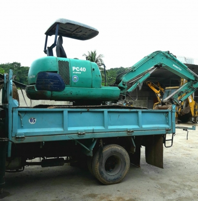 ขายรถแบคโฮ KOMATSU PC40-7 มีระบบหัวกระแทก เอกสารอินวอย ราคา 380000 ขายรถแบคโฮ KOMATSU PC40-7 มีระบบหัวกระแทก เอกสารอินวอย ราคา 380000