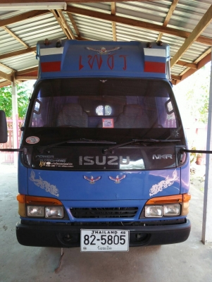 ISUZU NKR130 ปี2544 รถห้างแท้ เครื่องดี คัสซีสวย สภาพดีครับ