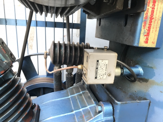 ขายปั๊มลมพูม่า 15 แรง ถัง 520 ลิตร สภาพสวยมาก