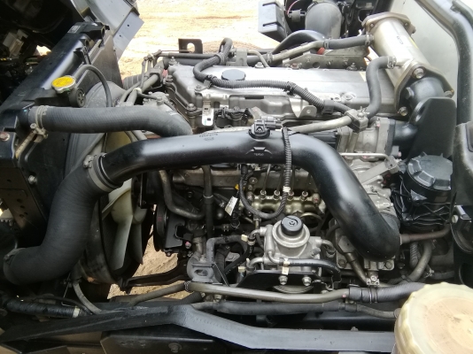 6 ล้อกลาง *EURO.3* ISUZU FRR 190 แรงม้า *คอมมอนเรว* ยาว 5.50ม.* รถสวยเดิม+สวยจริง * รถห้างแท้ * มีเล