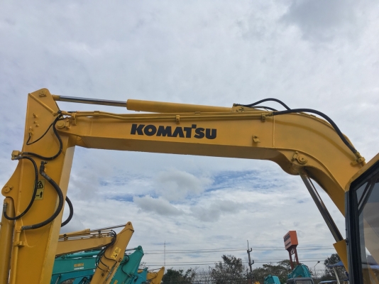 KOMATSU รุ่น: PC60-7