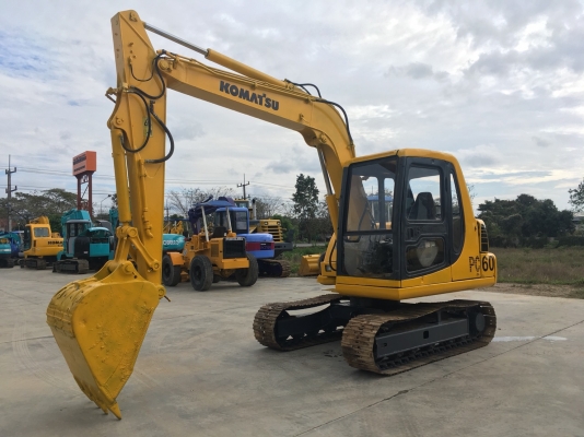 KOMATSU รุ่น: PC60-7