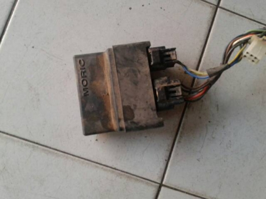 กล่องไฟ finoเกย์แยก