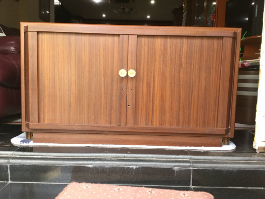 TV โบราณ ของเก่าสวย น่าสะสม จัดร้านตั้งโชว์