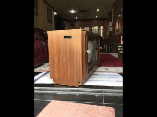 TV โบราณ ของเก่าสวย น่าสะสม จัดร้านตั้งโชว์ TV โบราณ ของเก่าสวย น่าสะสม จัดร้านตั้งโชว์