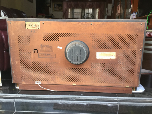 TV โบราณ ของเก่าสวย น่าสะสม จัดร้านตั้งโชว์ TV โบราณ ของเก่าสวย น่าสะสม จัดร้านตั้งโชว์