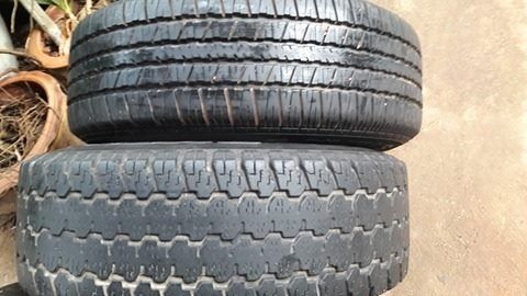 แม็กอ๊อฟโรด6รูพร้อมยางขอบ15เดิมๆไม่มีซ่อม