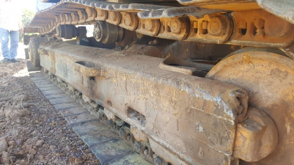 ขาย แบคโฮ KOMATSU PC200-3 คอนโทรลสั้น เอกสารเล่มทะเบียนครบ เครื่องดี ปั้มดี ช่วงล่างเต็ม