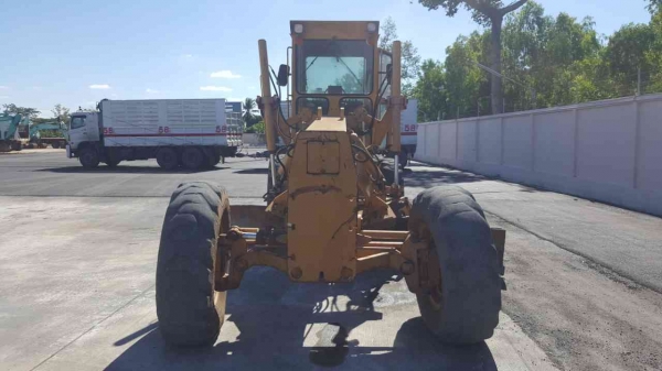 ขาย รถเกรด GALION 850 เอกสารเล่มทะเบียนครบ รถใช้งานได้ปกติ ยางไม่ค่อยสวย ราคาคุยกันได้ ขาย รถเกรด GALION 850 เอกสารเล่มทะเบียนครบ รถใช้งานได้ปกติ ยางไม่ค่อยสวย ราคาคุยกันได้