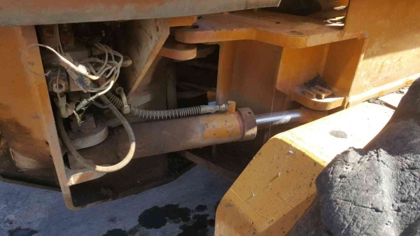 ขาย รถเกรด GALION 850 เอกสารเล่มทะเบียนครบ รถใช้งานได้ปกติ ยางไม่ค่อยสวย ราคาคุยกันได้ ขาย รถเกรด GALION 850 เอกสารเล่มทะเบียนครบ รถใช้งานได้ปกติ ยางไม่ค่อยสวย ราคาคุยกันได้