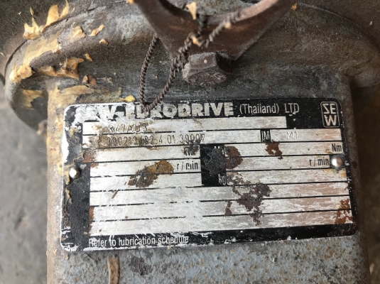 ขายหัวเกียร์ทดรอบ SEW eurodrive อัตราทด 1:4.3 สภาพสวย หมุนนิ่ม พร้อมใช้งาน