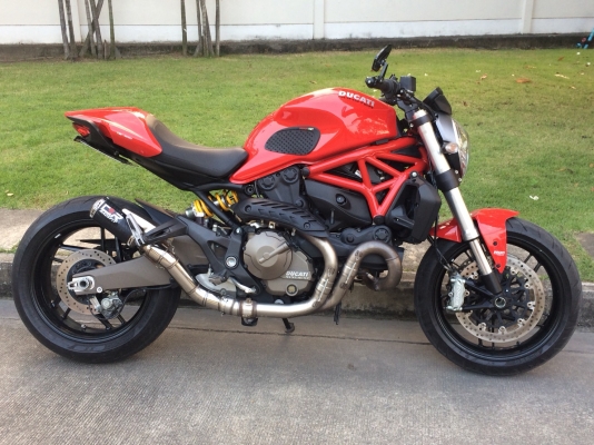 ฟรีดาวน์ DUCATI Monster821 ปี2015 รถสวย พร้อมของแต่ง