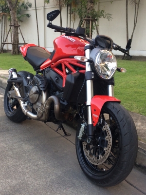 ฟรีดาวน์ DUCATI Monster821 ปี2015 รถสวย พร้อมของแต่ง