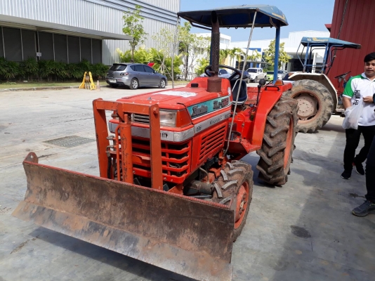 รถไถมือสอง รถไถมือสอง