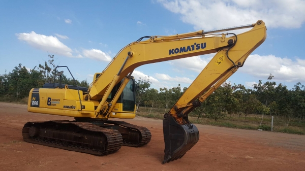 รถแบคโฮ KOMATSU PC 200-8 มีเล่มทะเบียนพร้อม จดทะเบียนปี 2559 รถแบคโฮ KOMATSU PC 200-8 มีเล่มทะเบียนพร้อม จดทะเบียนปี 2559